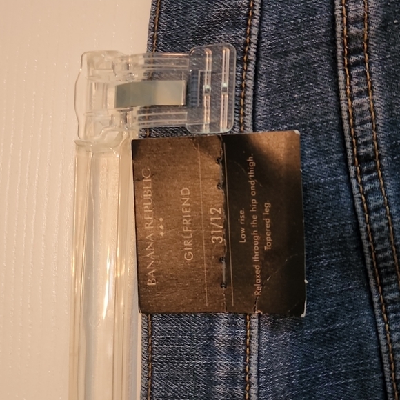NWT Womens Banana Republic Distressed Jeans size 31/12 - Picture 3 of 6